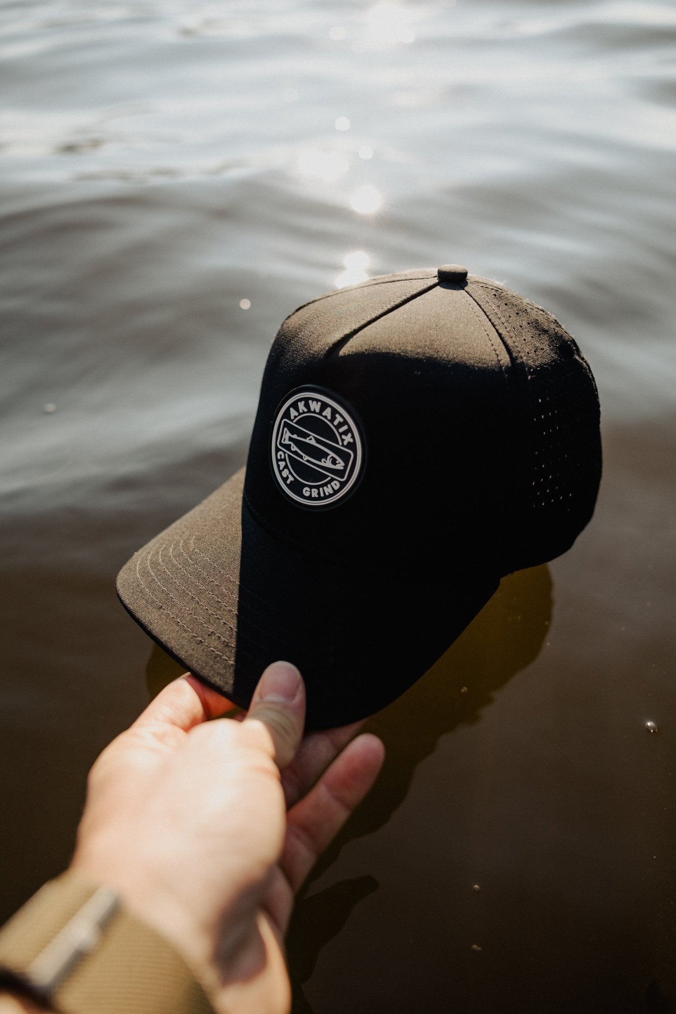 Hats and Beanies - Akwatix